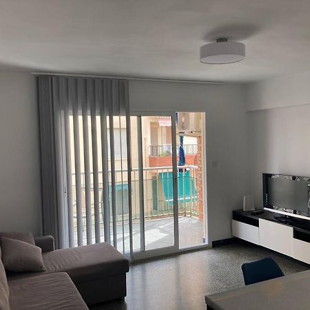Centrico Apartamento A 150M De La Playa كولرا المظهر الخارجي الصورة