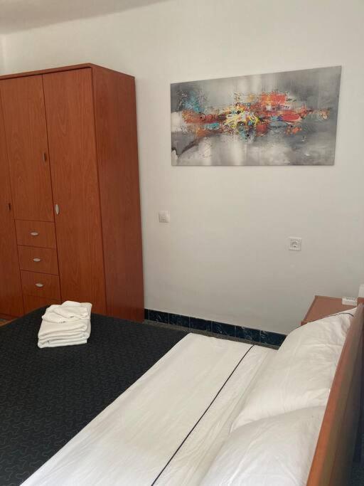 Centrico Apartamento A 150M De La Playa كولرا المظهر الخارجي الصورة