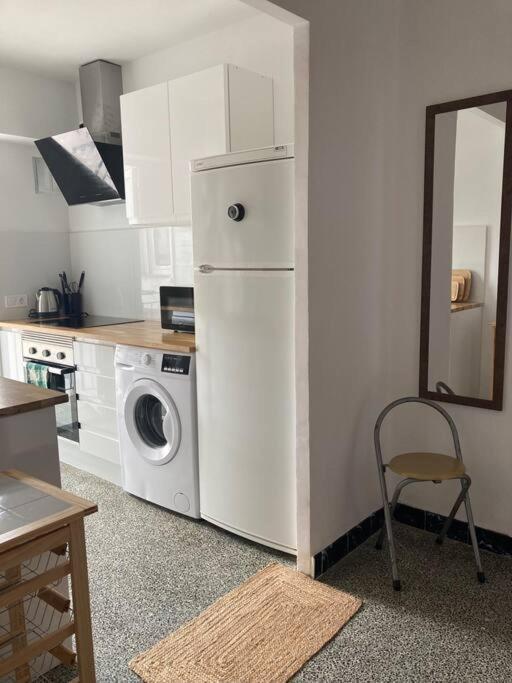 Centrico Apartamento A 150M De La Playa كولرا المظهر الخارجي الصورة