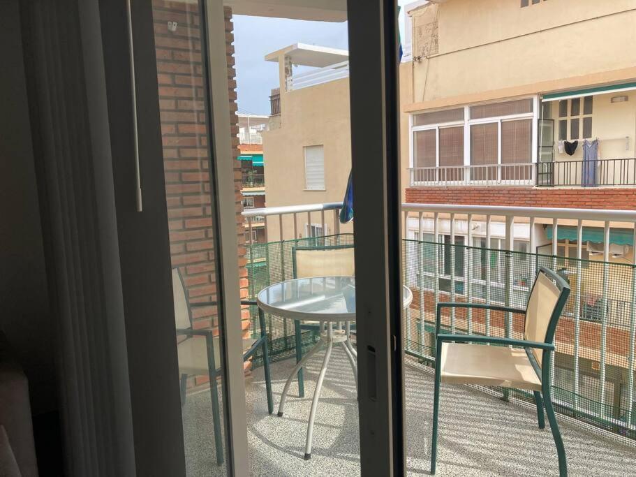 Centrico Apartamento A 150M De La Playa كولرا المظهر الخارجي الصورة